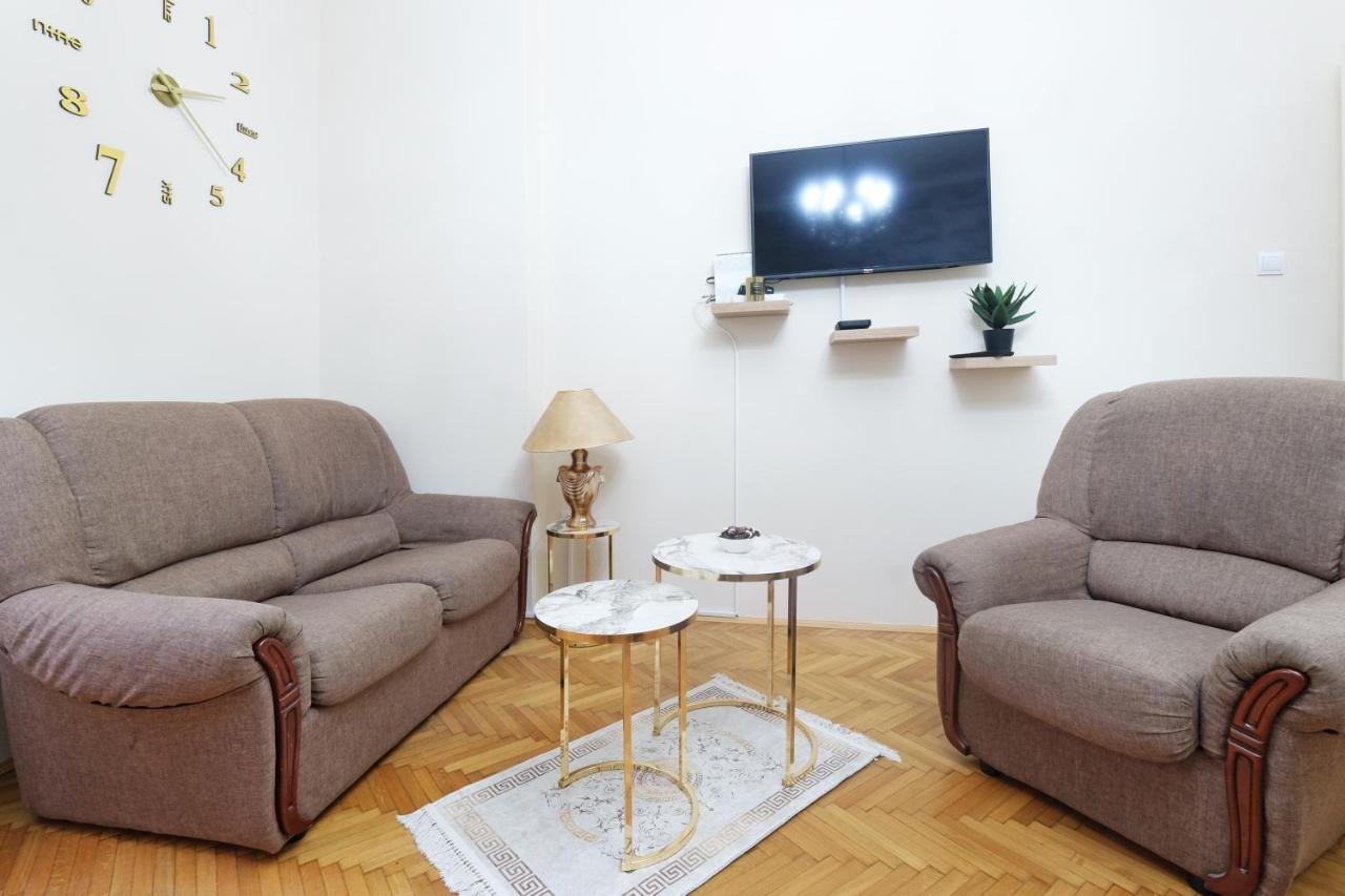 Illusion Downtown Apartment Belgrad
